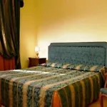 Chiaja De Charme 3* Νάπολη