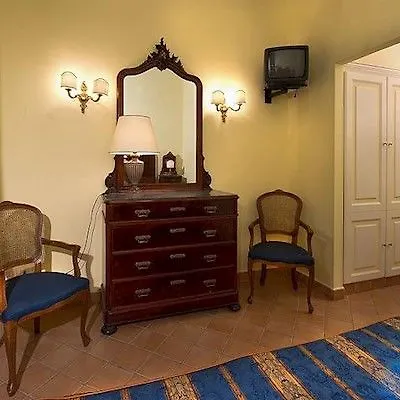 Chiaja De Charme Nápoles