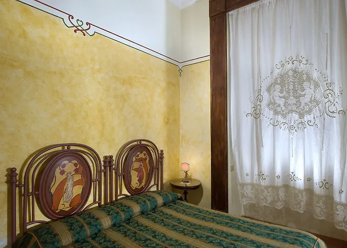 Chiaja De Charme Νάπολη