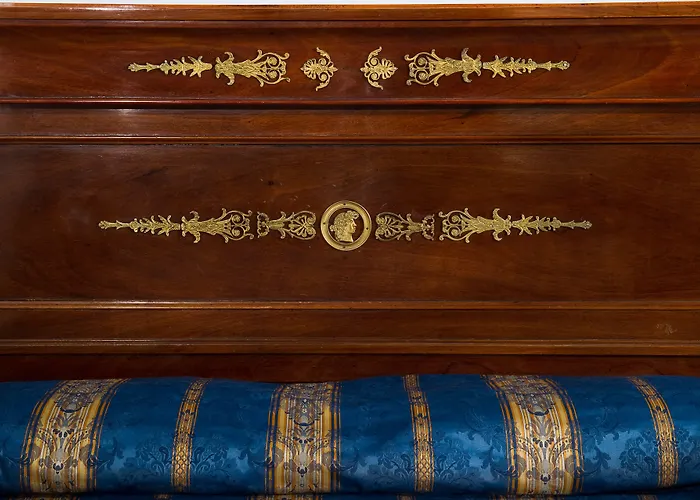 Ξενοδοχείο Chiaja De Charme 3*