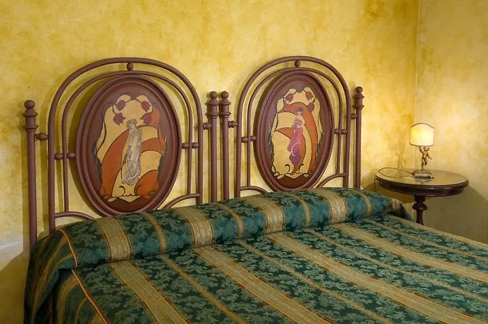 Otel Chiaja De Charme Napoli
