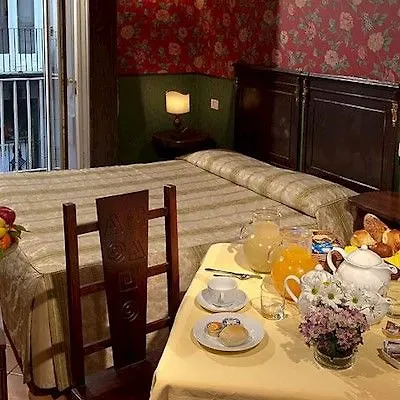 Chiaja De Charme 3* Νάπολη