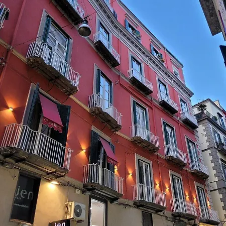 Chiaja De Charme 3* Naples